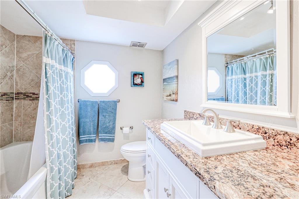 LOCHMOOR - Residential