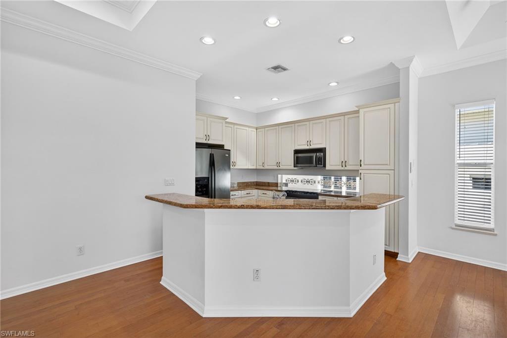 COTTAGES - Residential