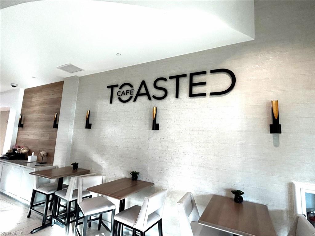 ESPLANADE LAKE CLUB - Residential Lease