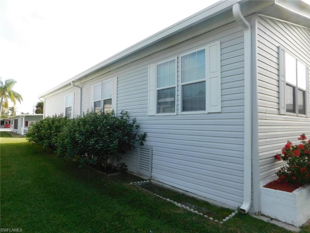 MCGREGOR MOBILE MANOR - Residential