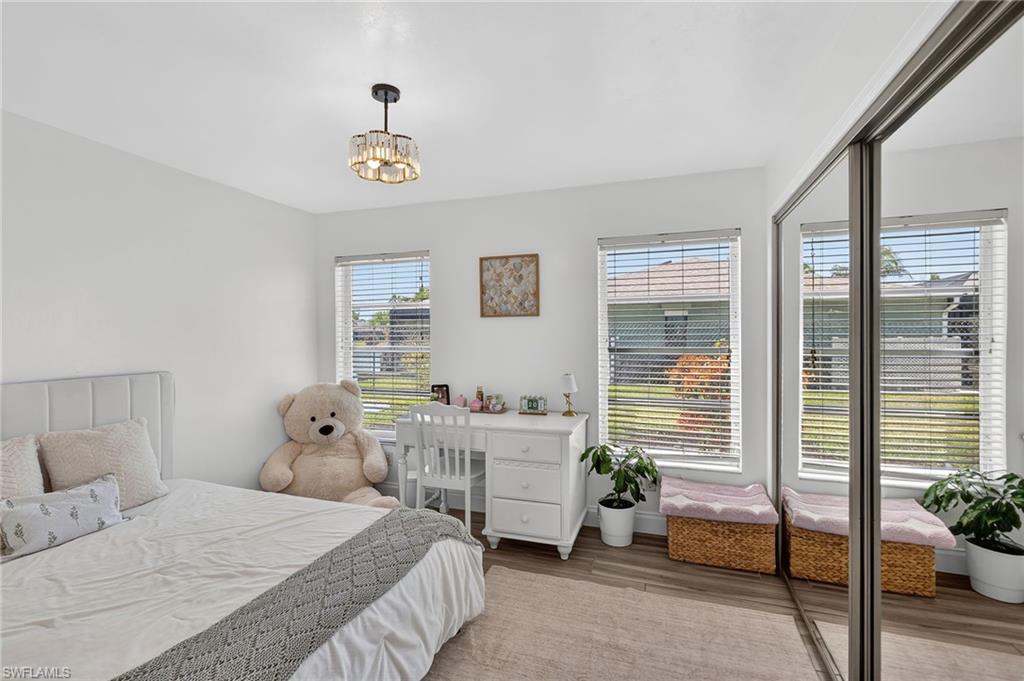 SHAMROCK LAKES - Residential