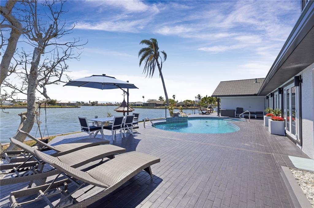 SHAMROCK LAKES - Residential