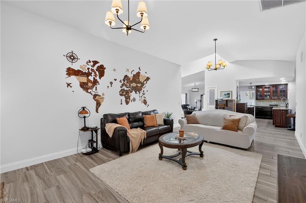 SHAMROCK LAKES - Residential