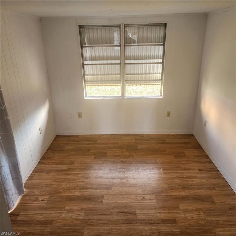 MOBILE MANOR - Residential