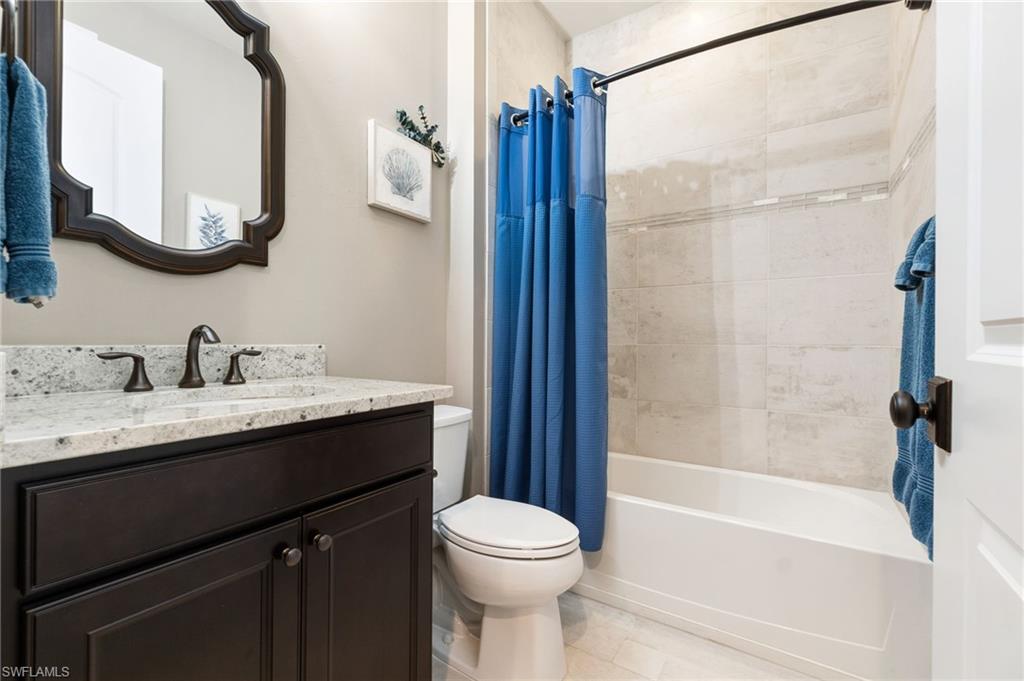 CORKSCREW SHORES - Residential