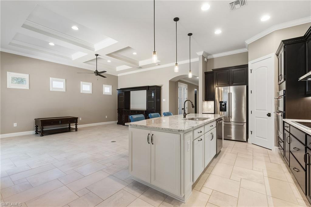 CORKSCREW SHORES - Residential