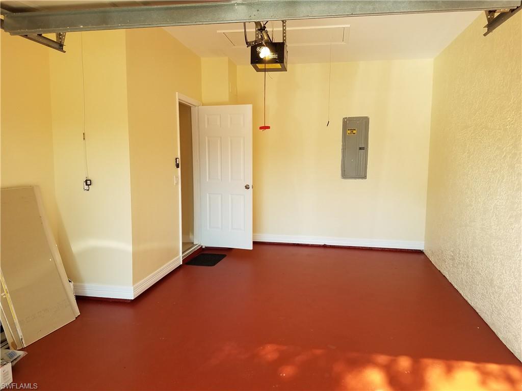 GOLDEN GATE CITY - Residential