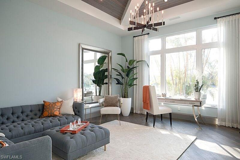 PINE RIDGE - Residential