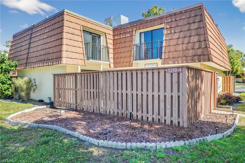 VILLAGE OF CEDARBEND - Residential