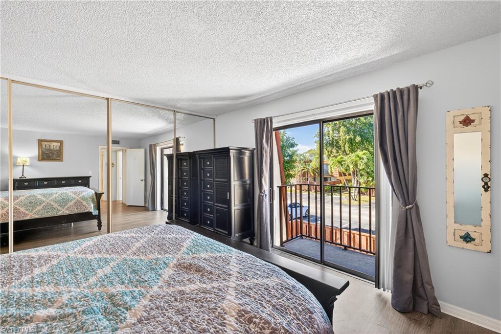 VILLAGE OF CEDARBEND - Residential