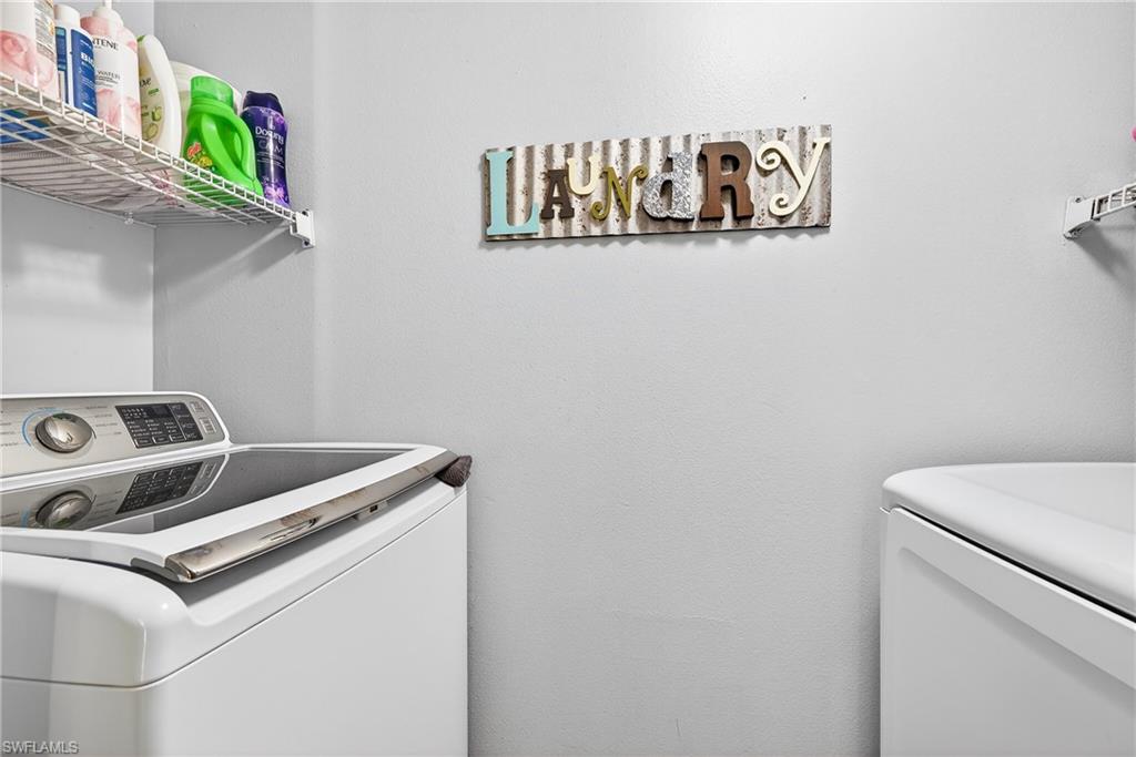 VILLAGE OF CEDARBEND - Residential