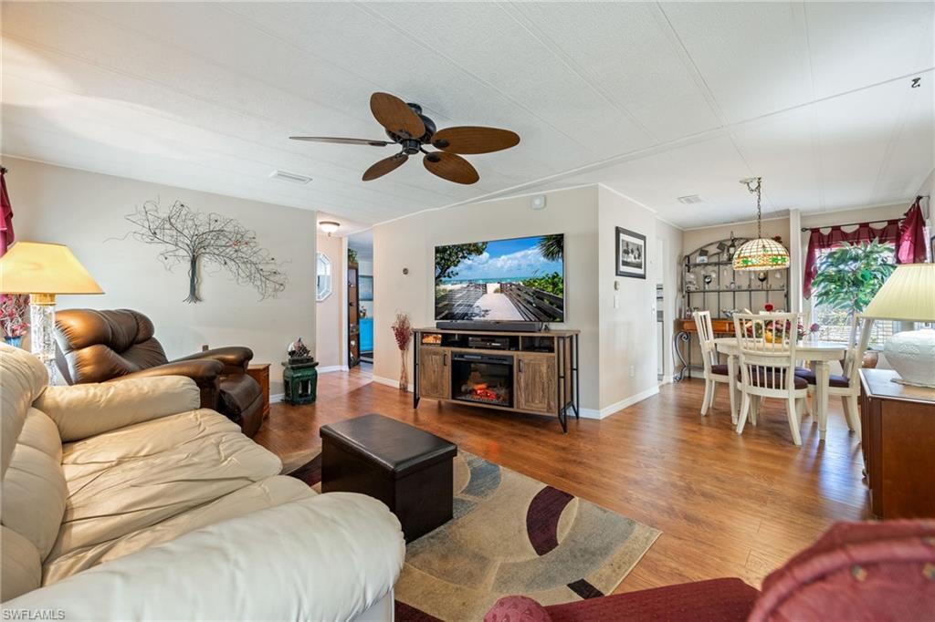 SIX LAKES COUNTRY CLUB - Residential