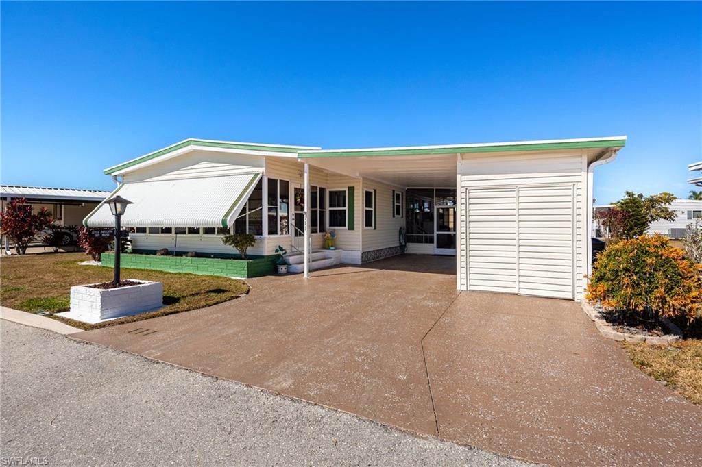 SIX LAKES COUNTRY CLUB - Residential