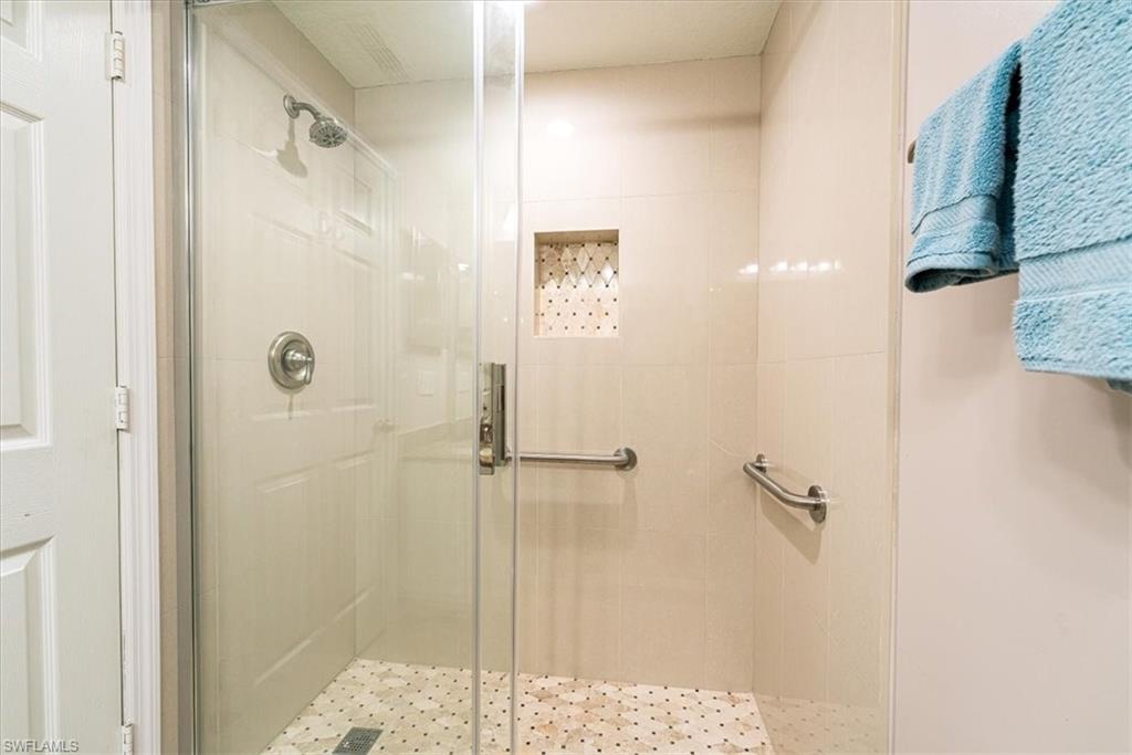 GARNET CLUB - Residential