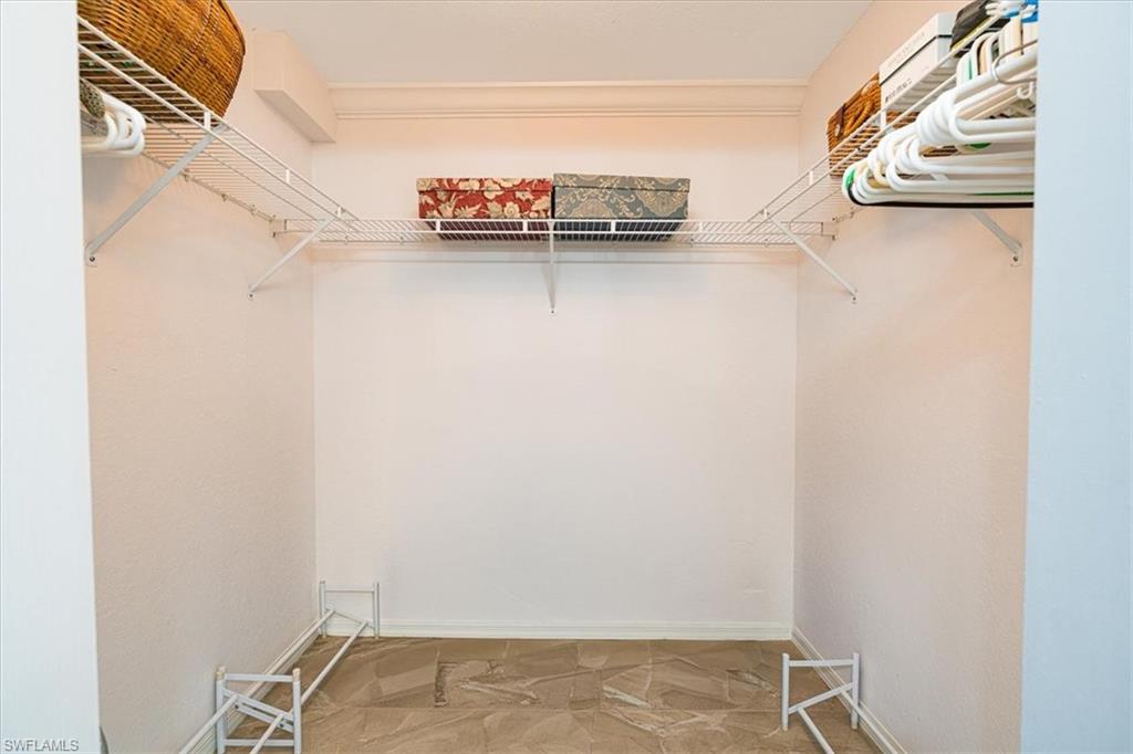 GARNET CLUB - Residential