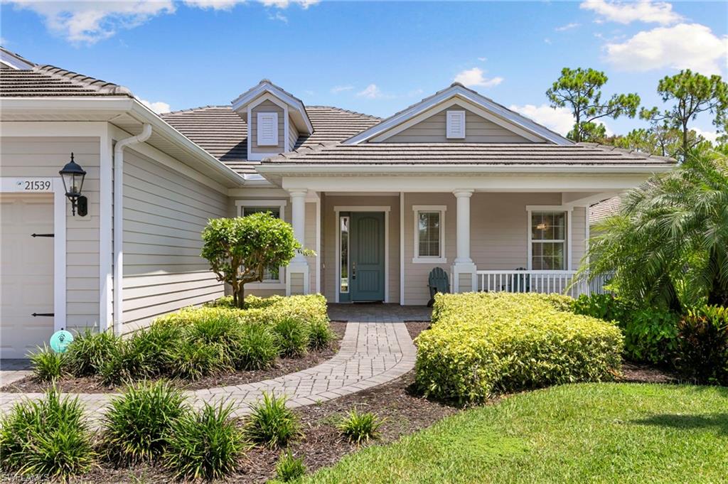 21539 Oaks Of Estero CIR