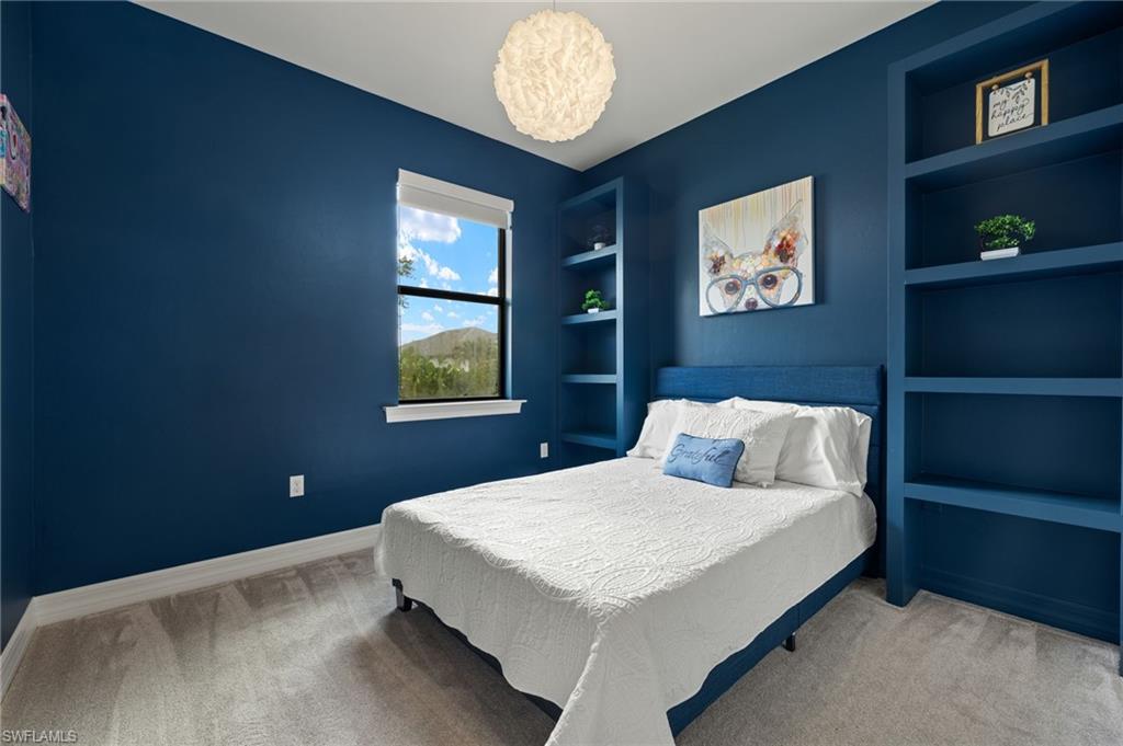 AVALON PARK - Residential