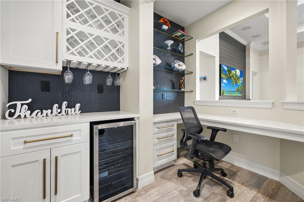 AVALON PARK - Residential