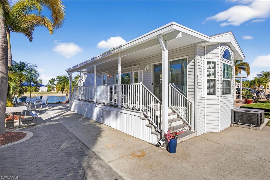 CRYSTAL LAKE RV RESORT - Residential