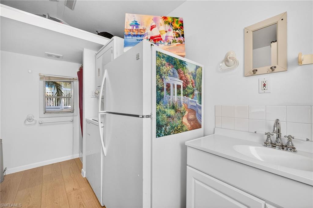 CRYSTAL LAKE RV RESORT - Residential