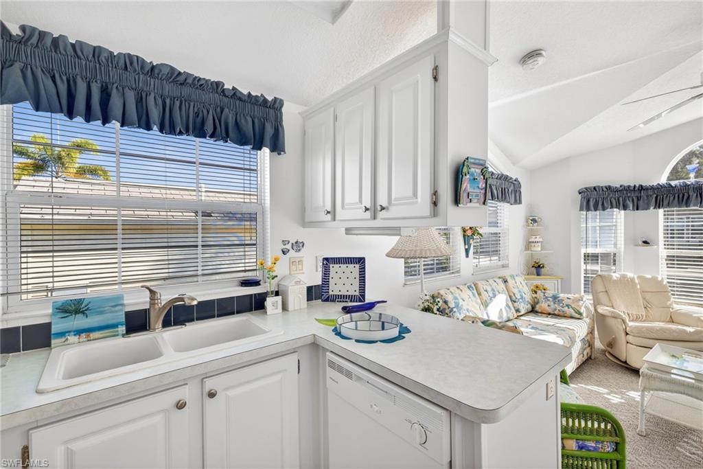 CRYSTAL LAKE RV RESORT - Residential