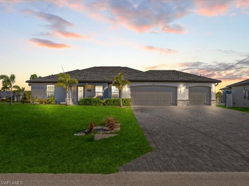 CAPE CORAL - Residential