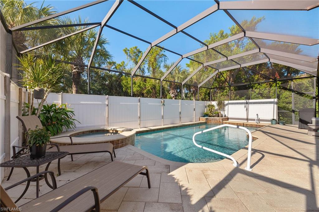 CROWN COLONY - Residential