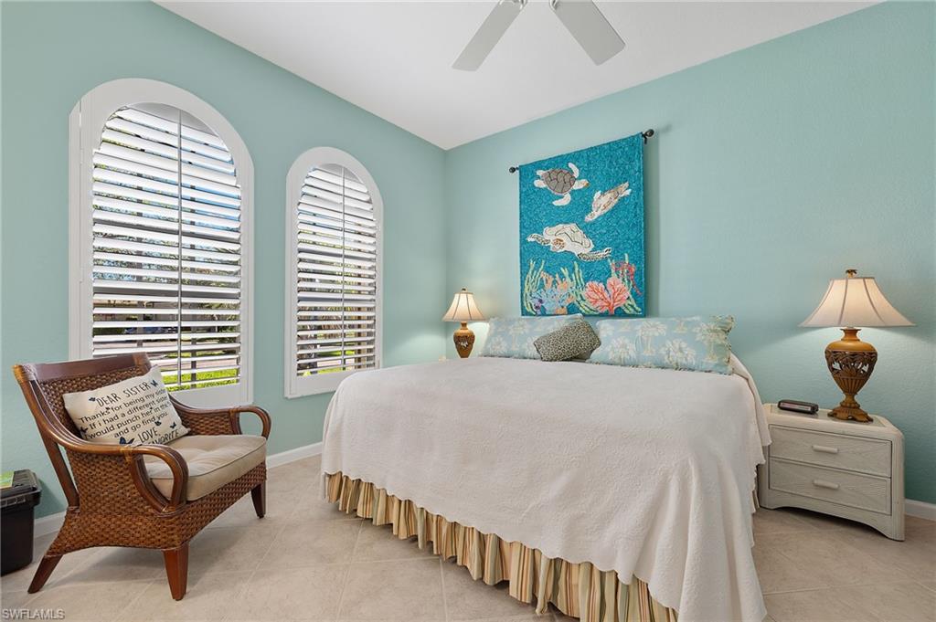 CROWN COLONY - Residential