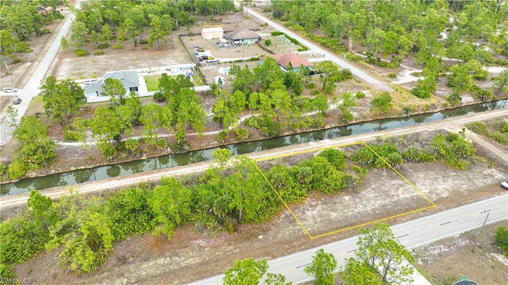 LEHIGH ACRES - Land