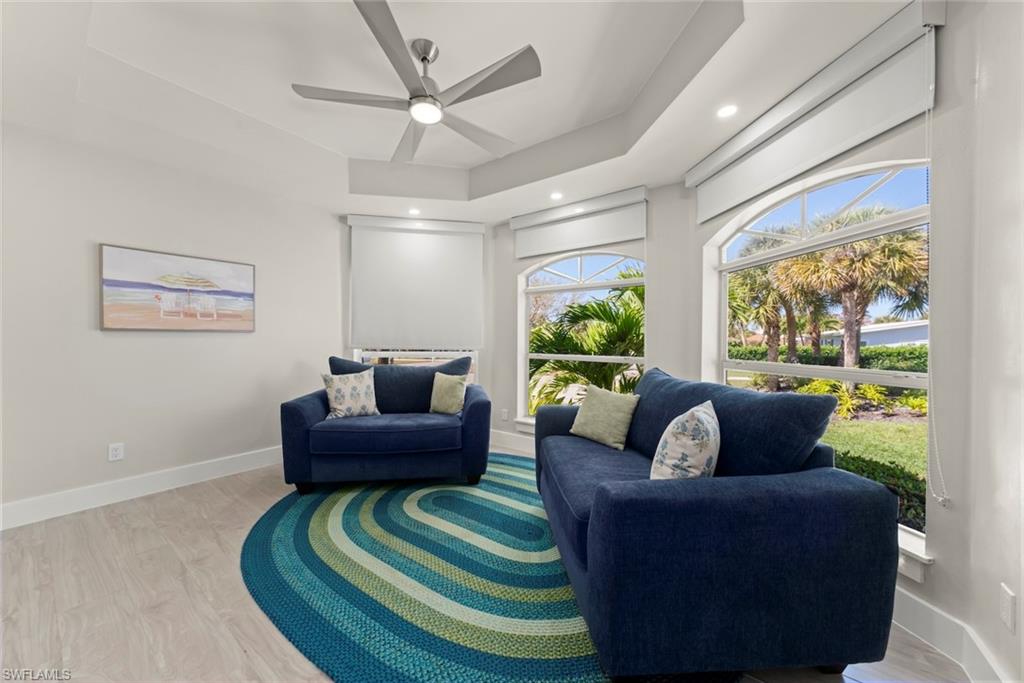 EAST ROCKS - Residential