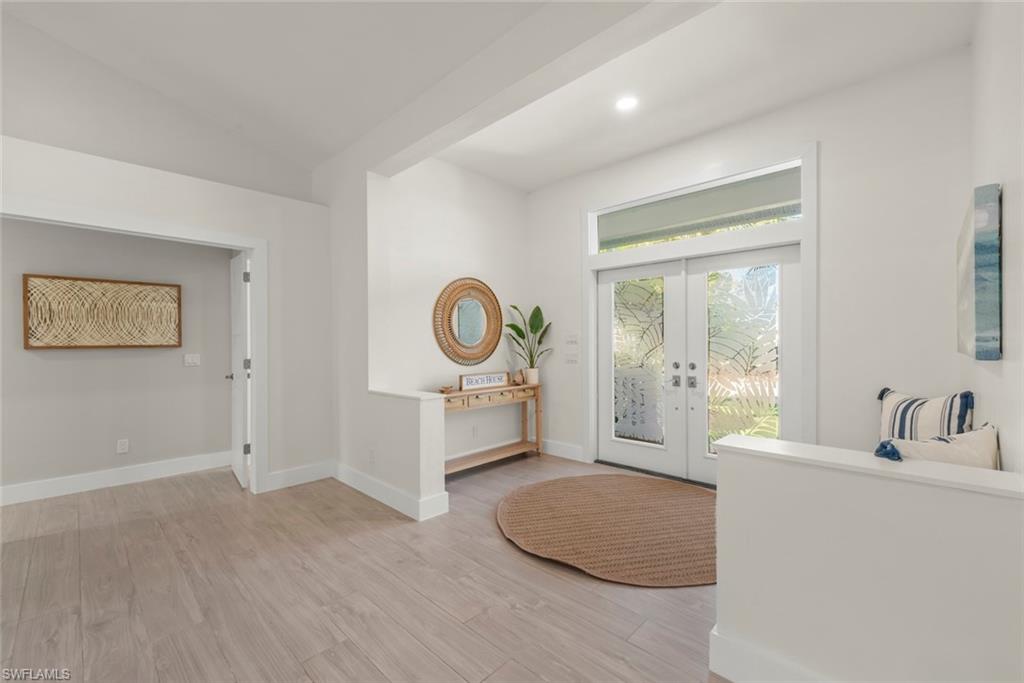 EAST ROCKS - Residential