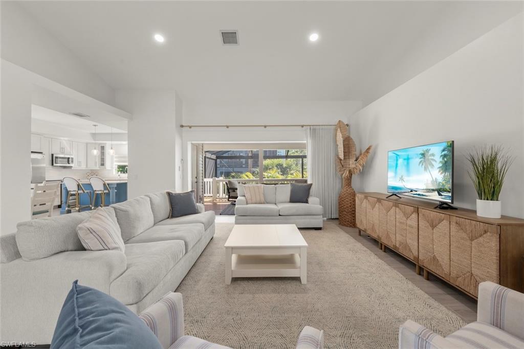 EAST ROCKS - Residential