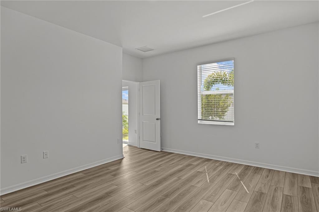 THE FLATWOODS - Residential Lease