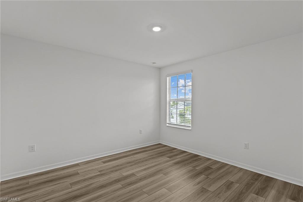 THE FLATWOODS - Residential Lease