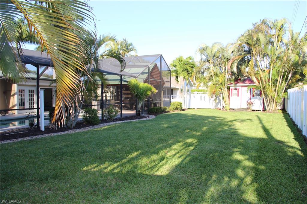 NAPLES PARK - Residential