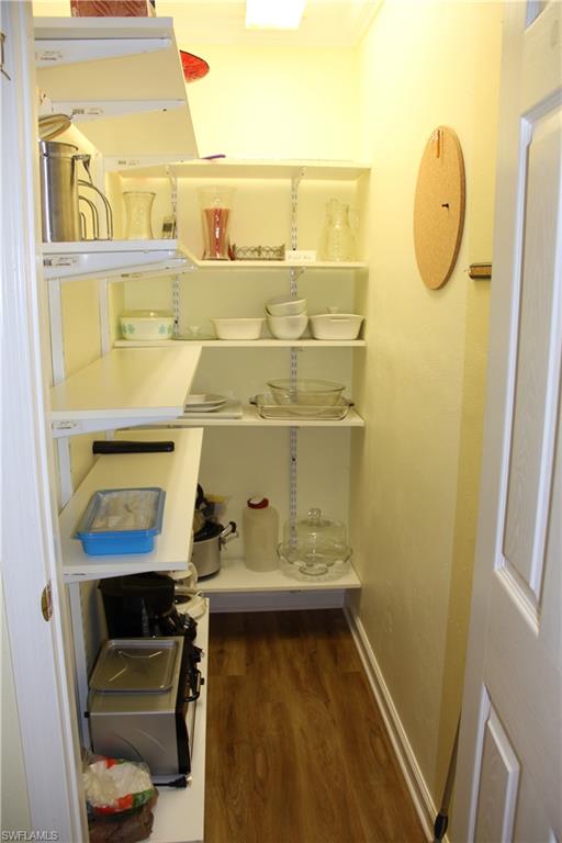 NAPLES PARK - Residential