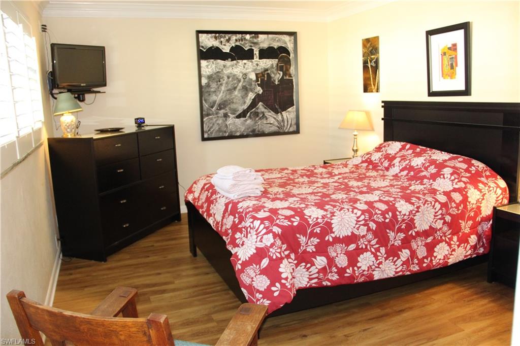 NAPLES PARK - Residential