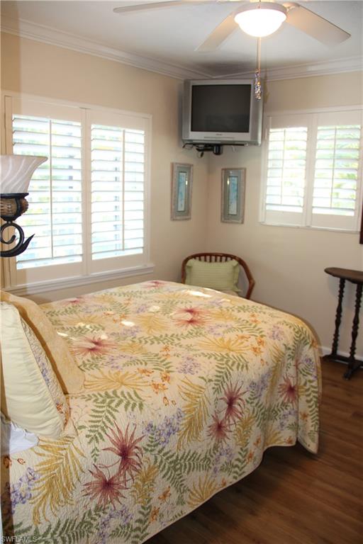 NAPLES PARK - Residential