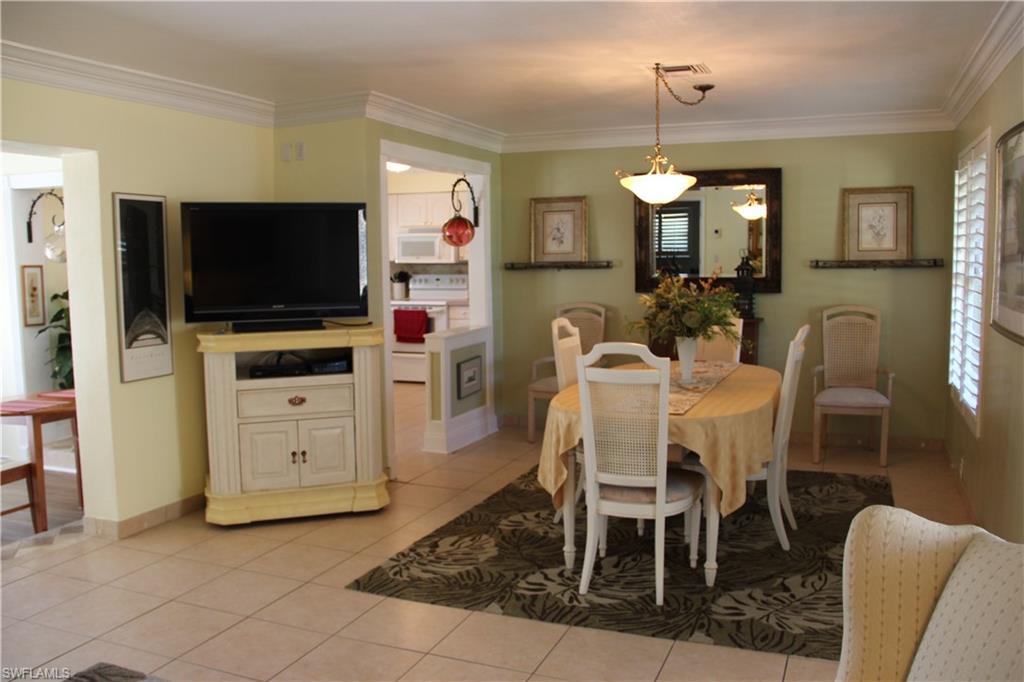 NAPLES PARK - Residential