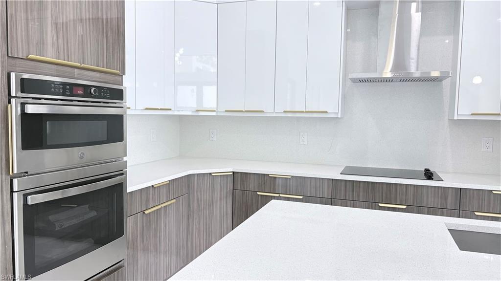 GOLDEN GATE ESTATES - Residential