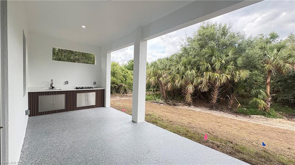 GOLDEN GATE ESTATES - Residential