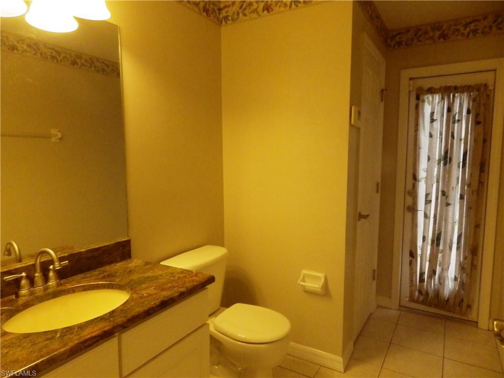 VARSITY LAKES - Residential