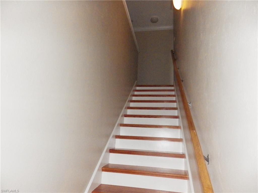 VARSITY LAKES - Residential