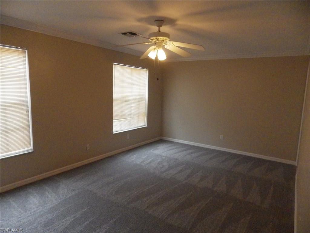 VARSITY LAKES - Residential