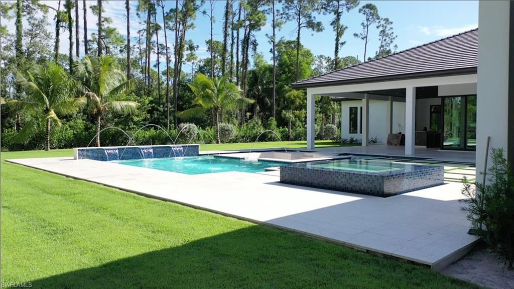 LIVINGSTON WOODS - Residential