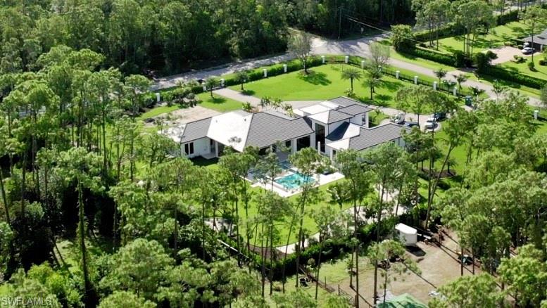 LIVINGSTON WOODS - Residential