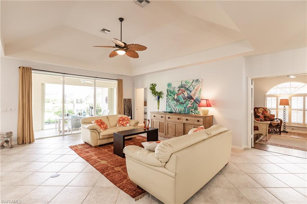 LONGSHORE LAKE - Residential