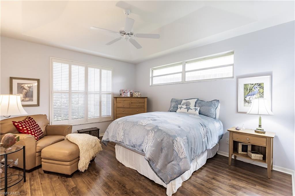 LONGSHORE LAKE - Residential