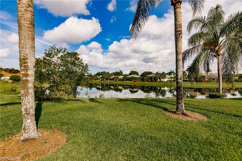 LONGSHORE LAKE - Residential