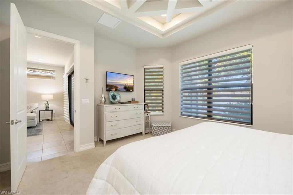 VENETIAN POINTE - Residential